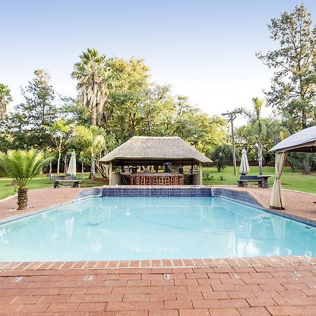Woodridge Palms Boutique Hotel Swartruggens Exteriör bild