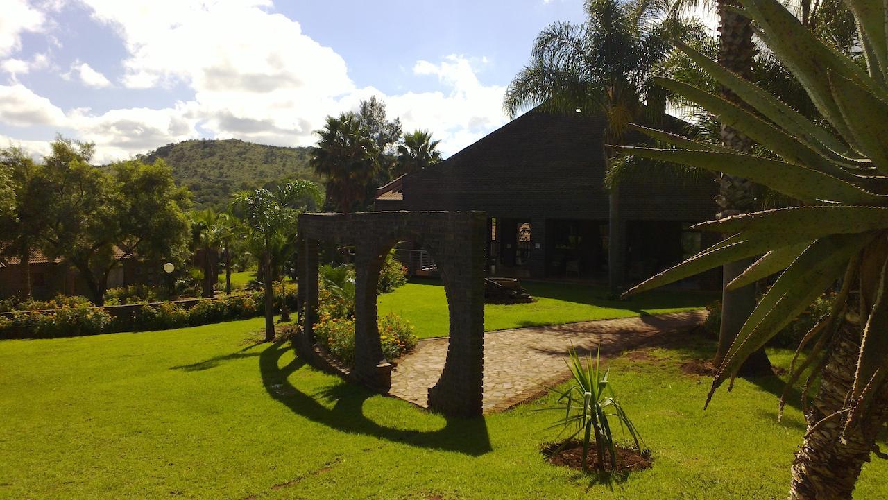Woodridge Palms Boutique Hotel Swartruggens Exteriör bild