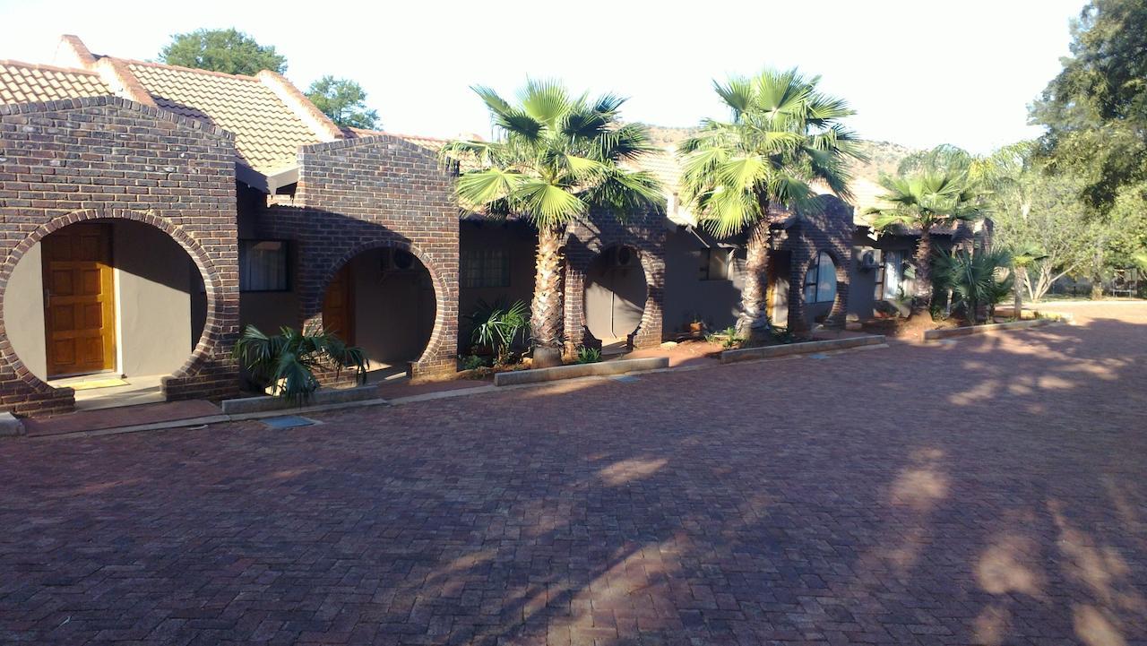 Woodridge Palms Boutique Hotel Swartruggens Exteriör bild