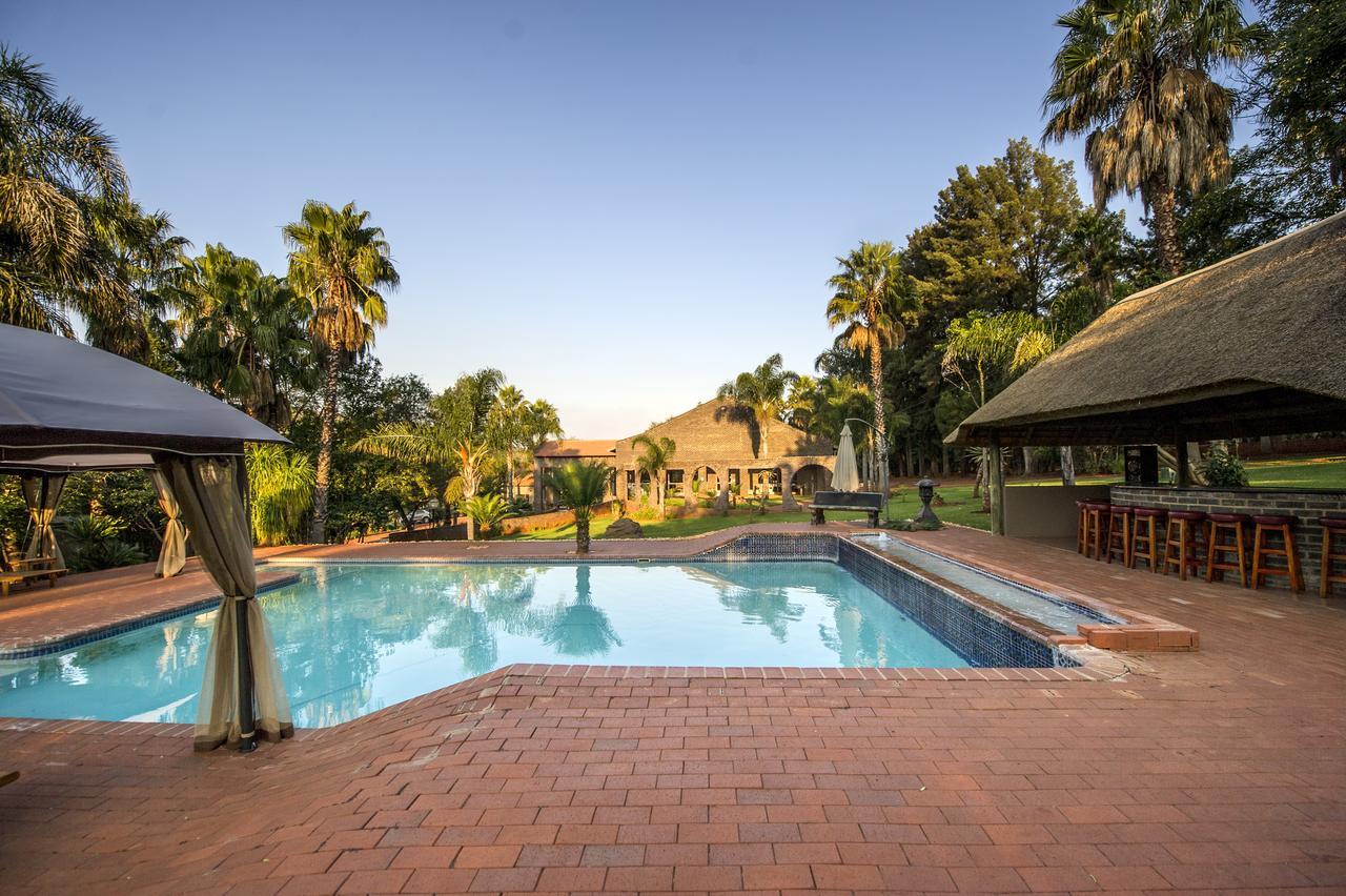 Woodridge Palms Boutique Hotel Swartruggens Exteriör bild